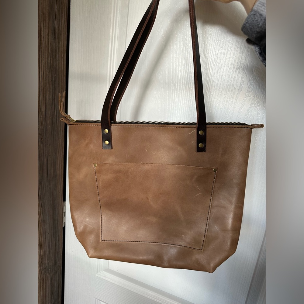 EUC Portland Leather Goods Medium Zip Tote in Rare DC Cappuccino